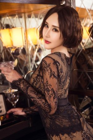 美女在线观看_720完整在线观看
