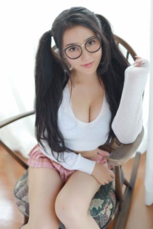 处女朱莉的第一次_BD在线观看视频