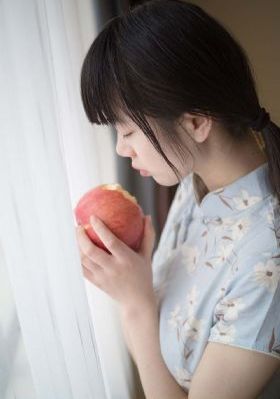 女同桌用手揉我的jiji_免费国语