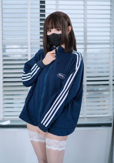 学院侵触_超清日韩免费观看