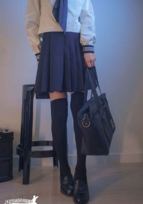 奇怪美发沙龙_蓝光电影免费在线